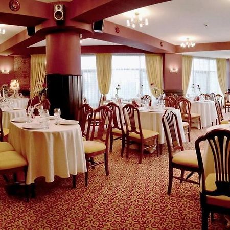 Indiana Hotel ยาช ภายนอก รูปภาพ