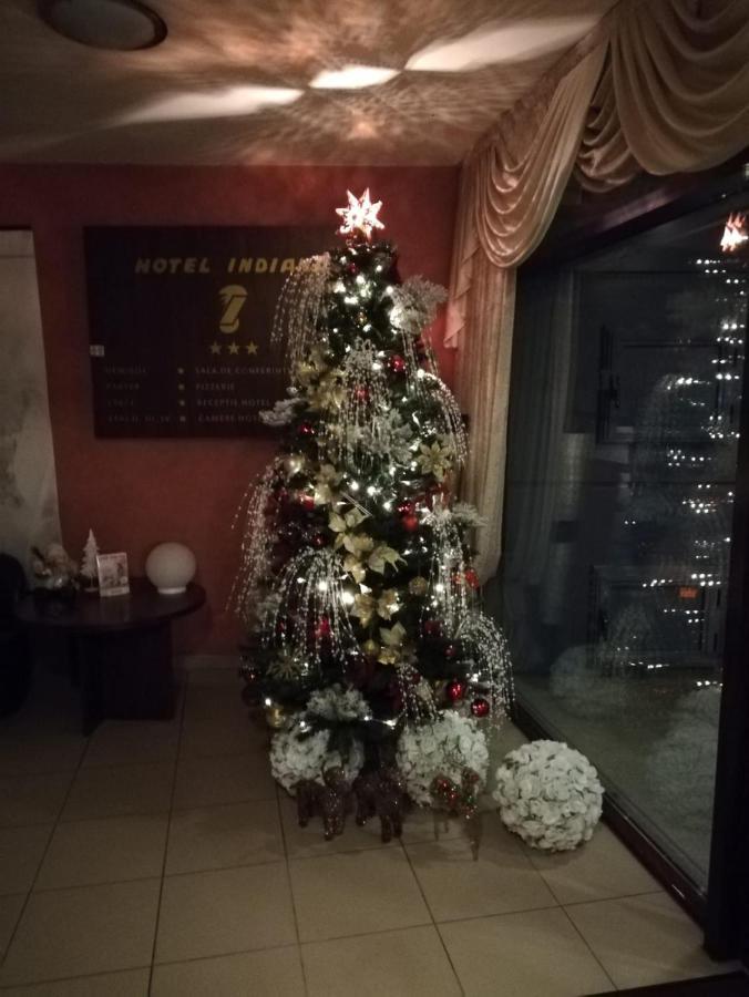 Indiana Hotel ยาช ภายนอก รูปภาพ