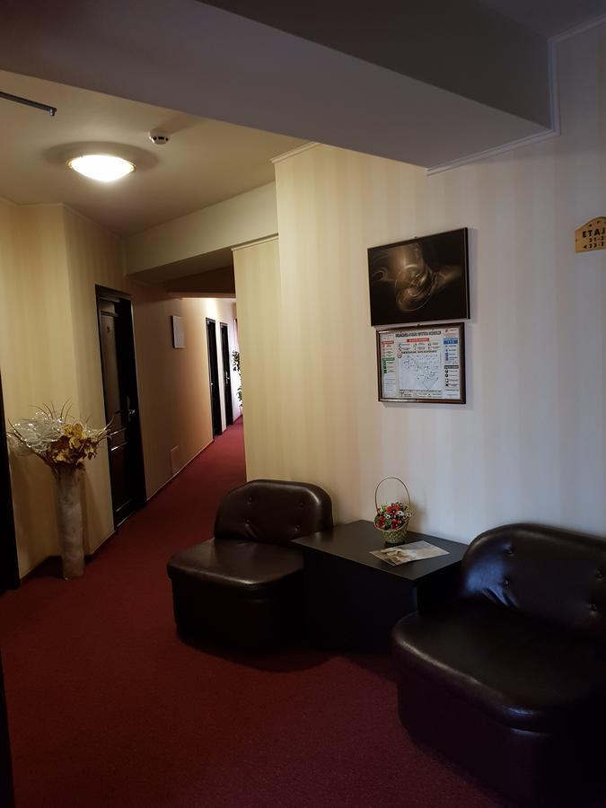 Indiana Hotel ยาช ภายนอก รูปภาพ